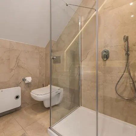 Housea Wakacyjne 얀타르