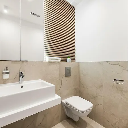 Housea Wakacyjne * ג'אנטאר